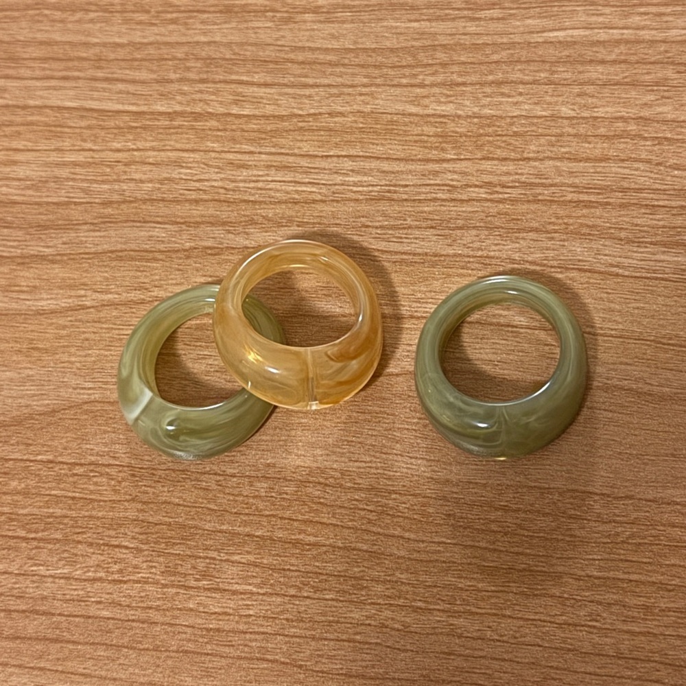Three Tortoise Shell Pattern Rings - image 1